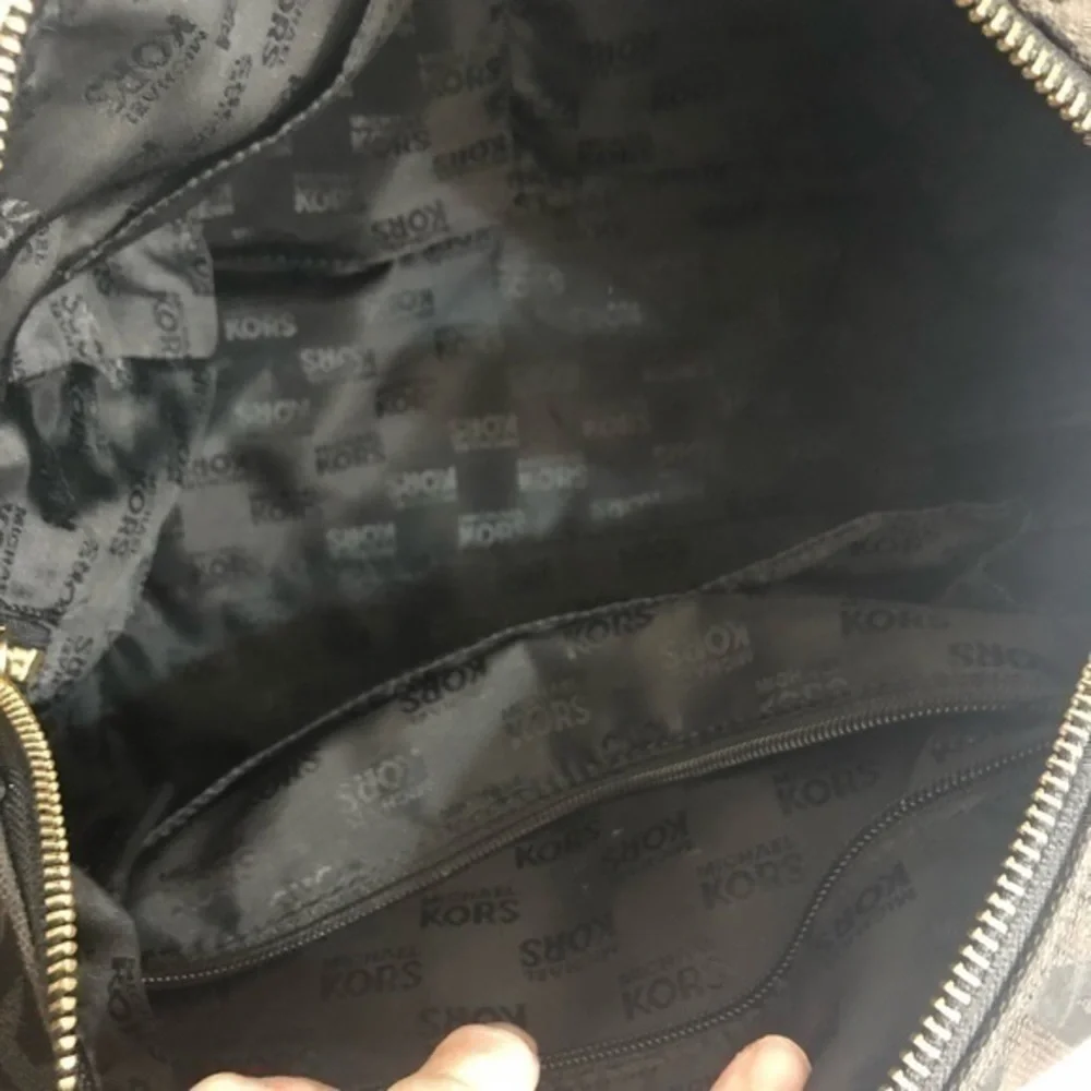 Michael kors black signature mk barrel bag